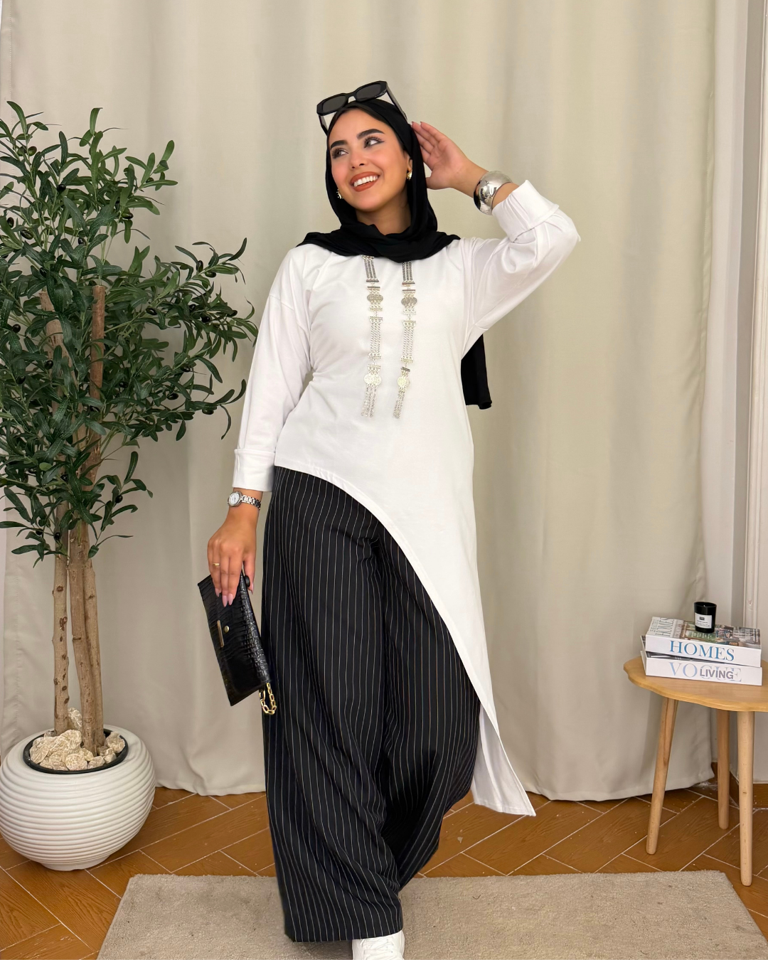 Flowy Long Top - White